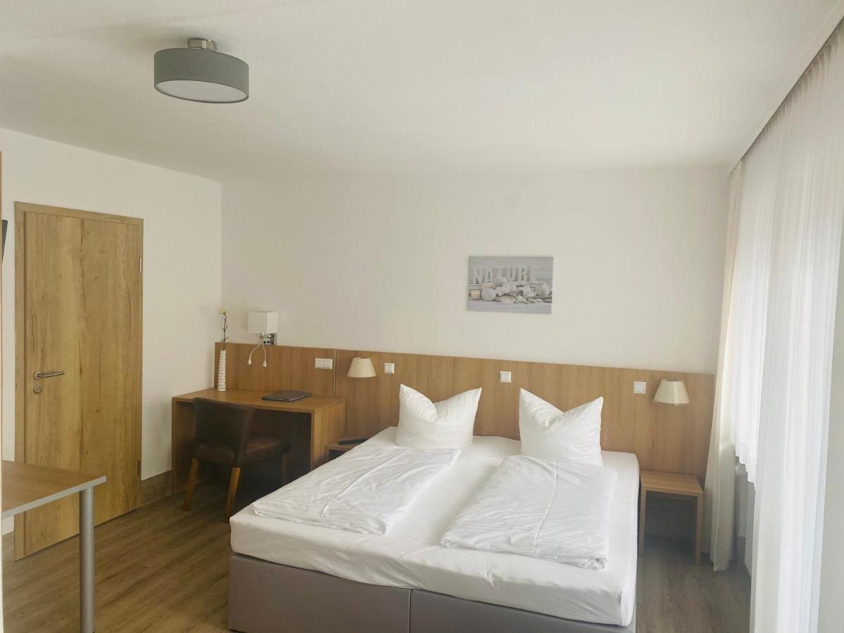 Bodenseehotel Krone & Gaestehaus บอดมัน-ลุดวิกส์ฮาเฟิน ภายนอก รูปภาพ